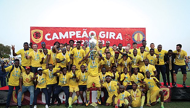 Jornal de Angola - Notícias - Petro de Luanda conquista 16º título